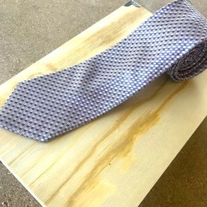 Michael Kors Blue and White Geometric Checked Tie